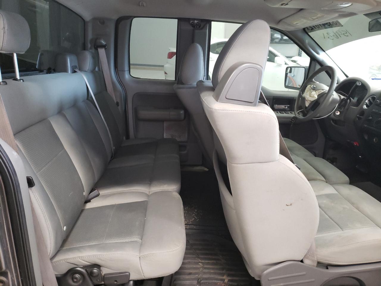 Photo 6 from auction – 2007 FORD F150 with VIN 1FTRX12W97FB00471