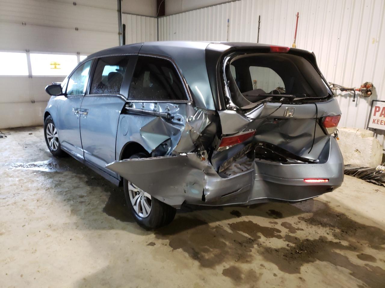 Photo 3 from auction – 2014 HONDA ODYSSEY EX with VIN 5FNRL5H46EB031765