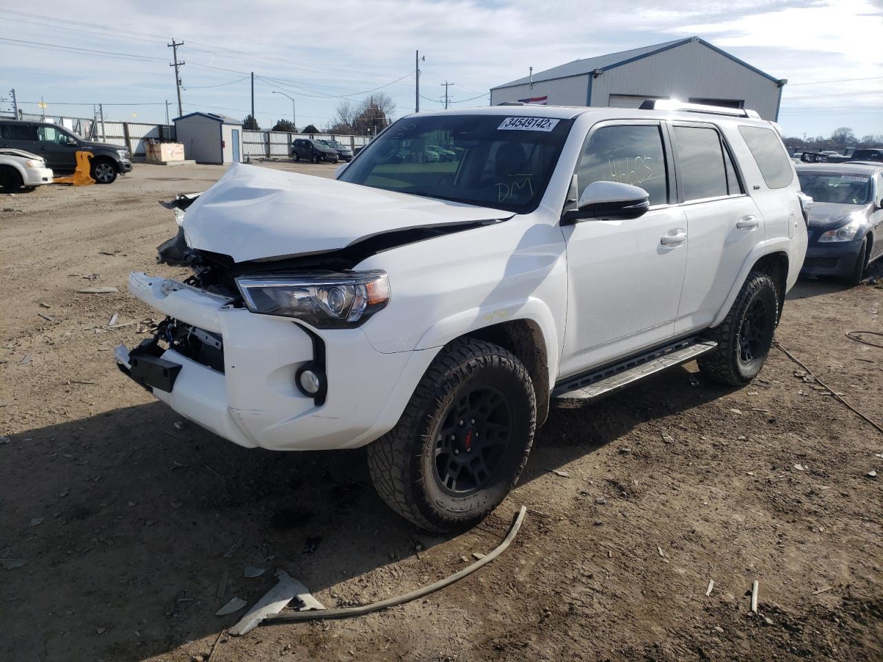 Photo 2 from auction – 2019 TOYOTA 4RUNNER SR with VIN JTEBU5JR5K5692720