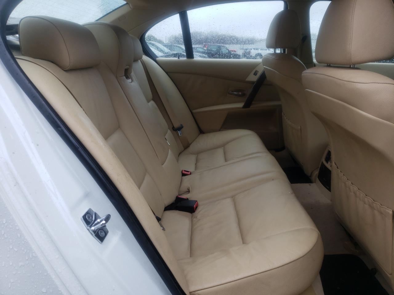 Photo 6 from auction – 2007 BMW 525 I with VIN WBANE53537CK92812