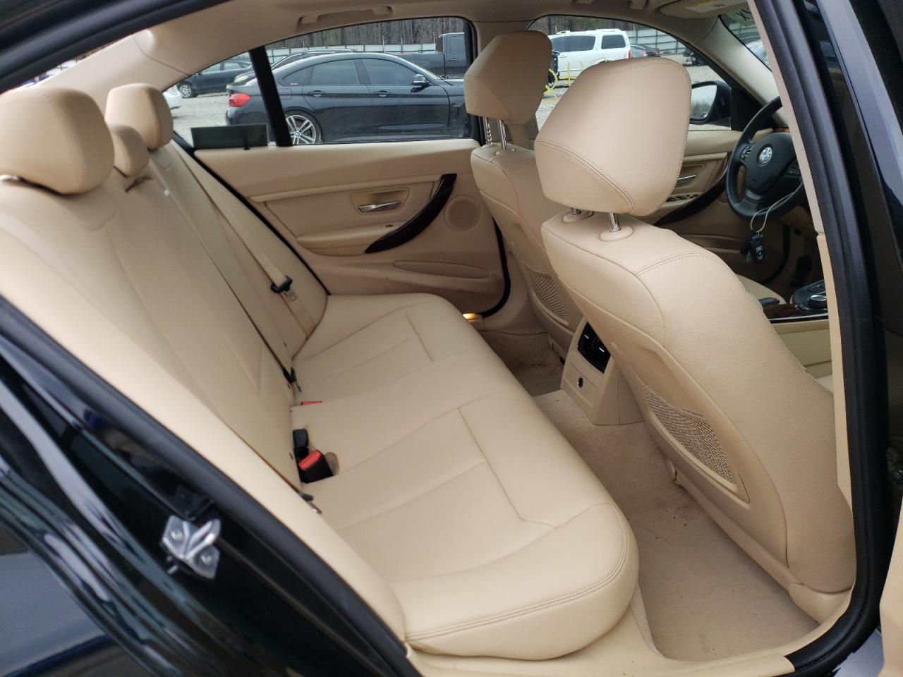 Photo 6 from auction – 2014 BMW 320 I with VIN WBA3B1G59ENS79163