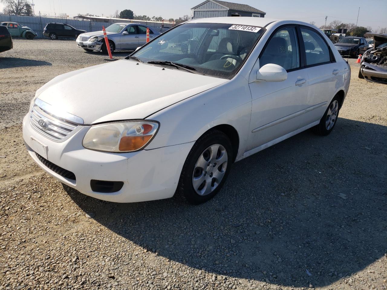 صورة رقم 2 من المزاد - 2007 KIA SPECTRA EX مع VIN KNAFE122275428369