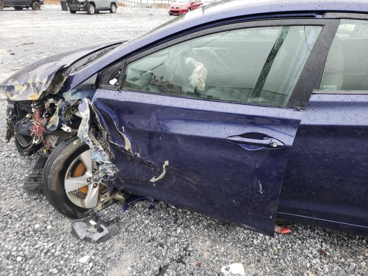 Photo 10 from auction – 2012 HYUNDAI ELANTRA GL with VIN 5NPDH4AE3CH099853