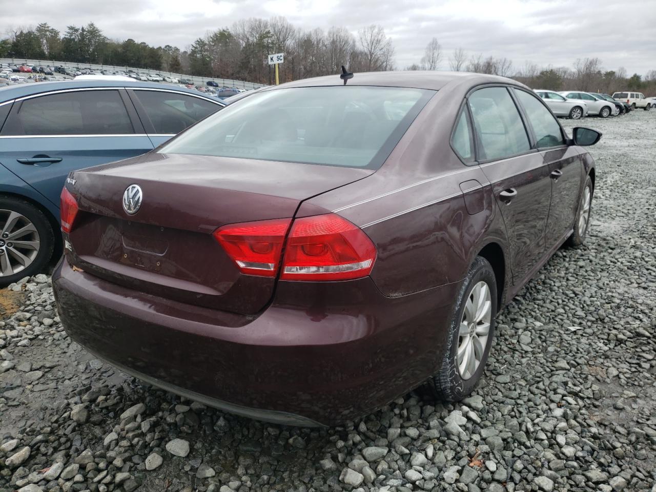 Photo 4 from auction – 2012 VOLKSWAGEN PASSAT S with VIN 1VWAP7A39CC032706