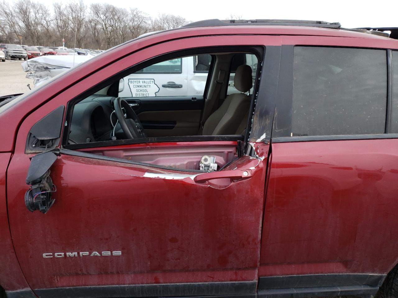 Photo 9 from auction – 2017 JEEP COMPASS SP with VIN 1C4NJDBBXHD144104