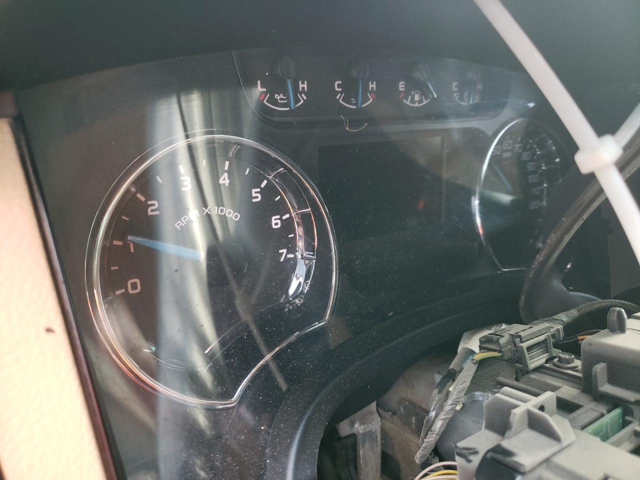 Photo 8 from auction – 2014 FORD F150 SUPER with VIN 1FTFX1CF4EFC69585