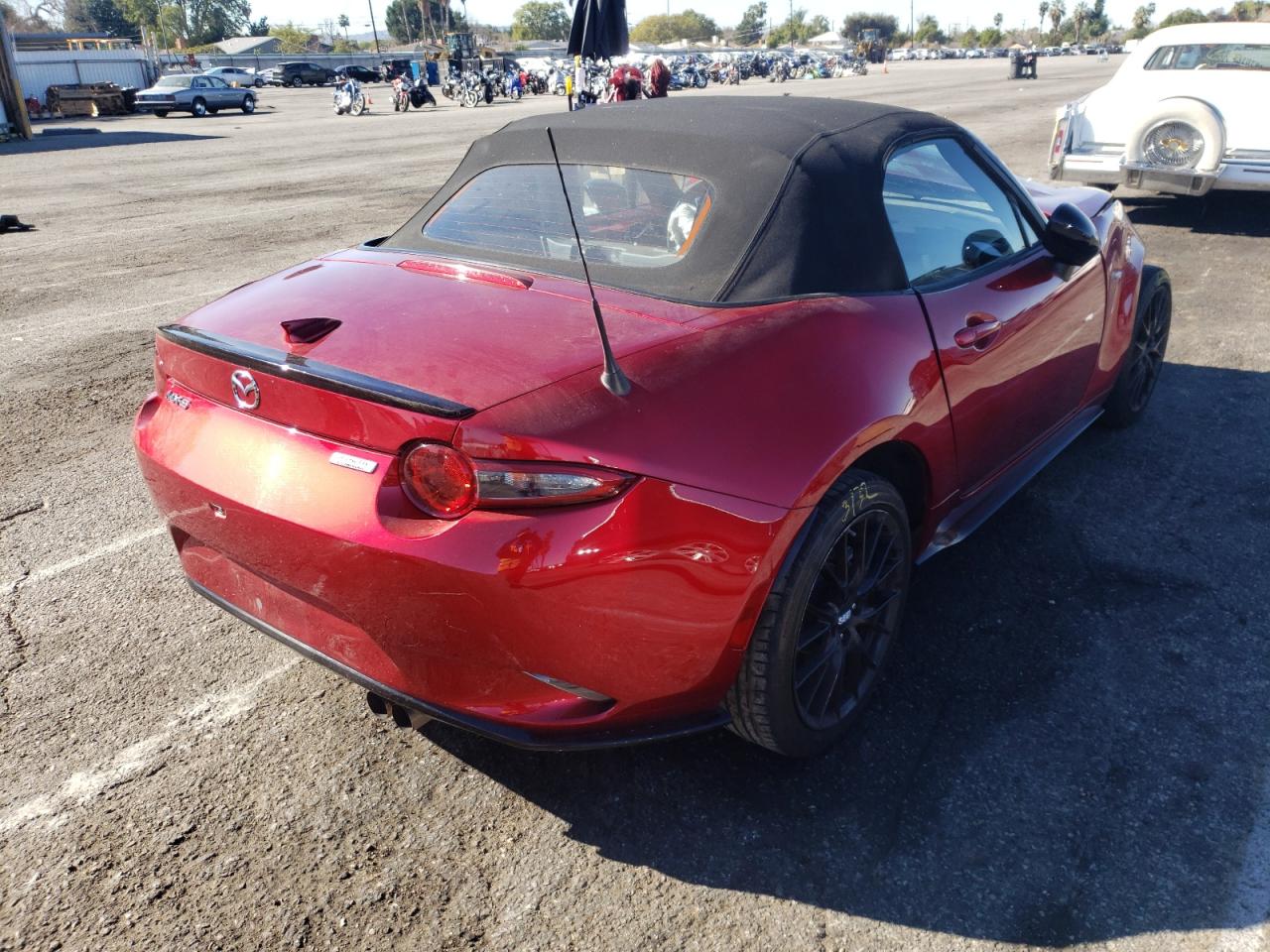 Photo 4 from auction – 2019 MAZDA MX-5 MIATA with VIN JM1NDAC79K0310157