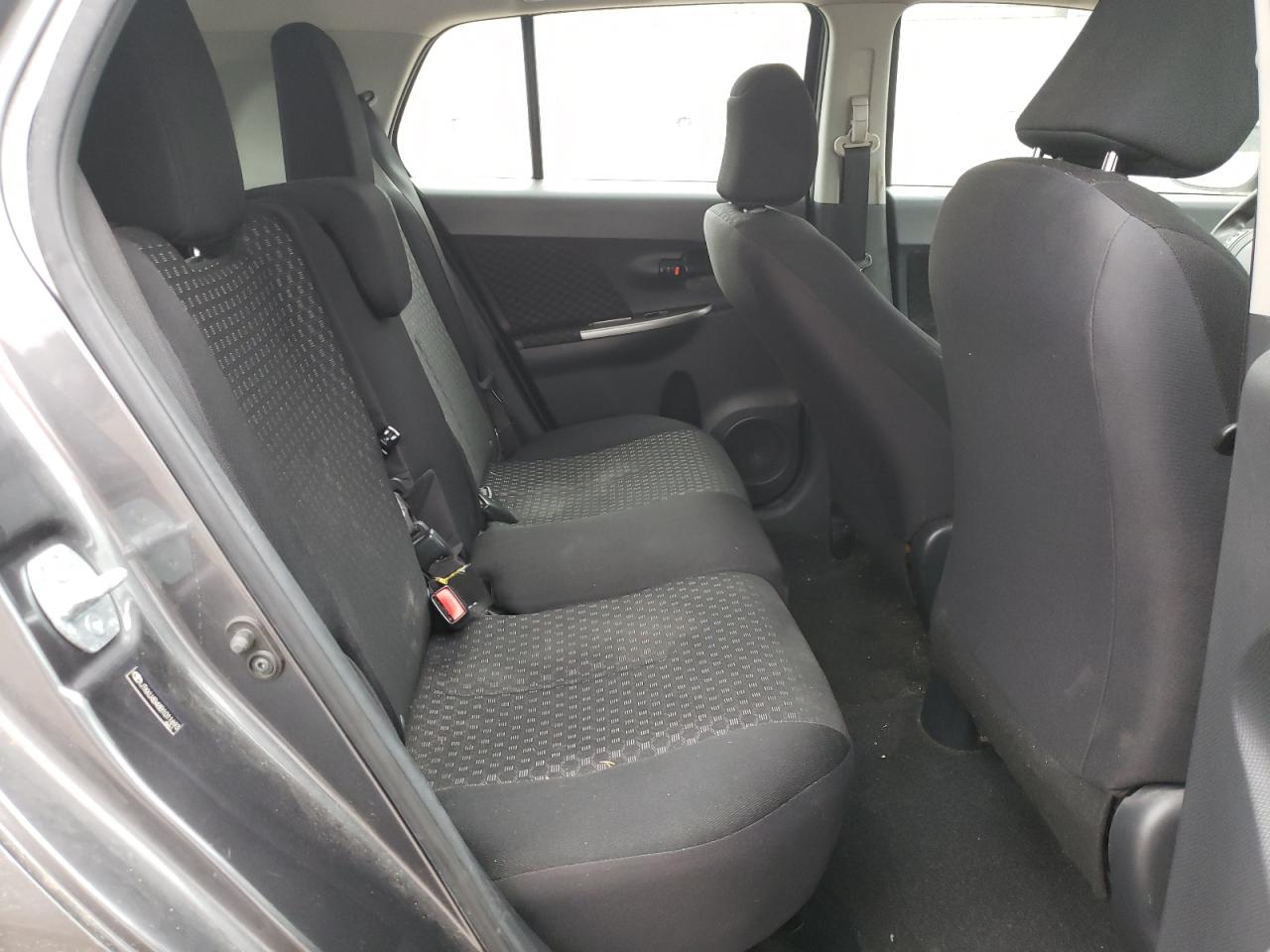 Photo 6 from auction – 2011 TOYOTA SCION XD with VIN JTKKU4B48B1011693