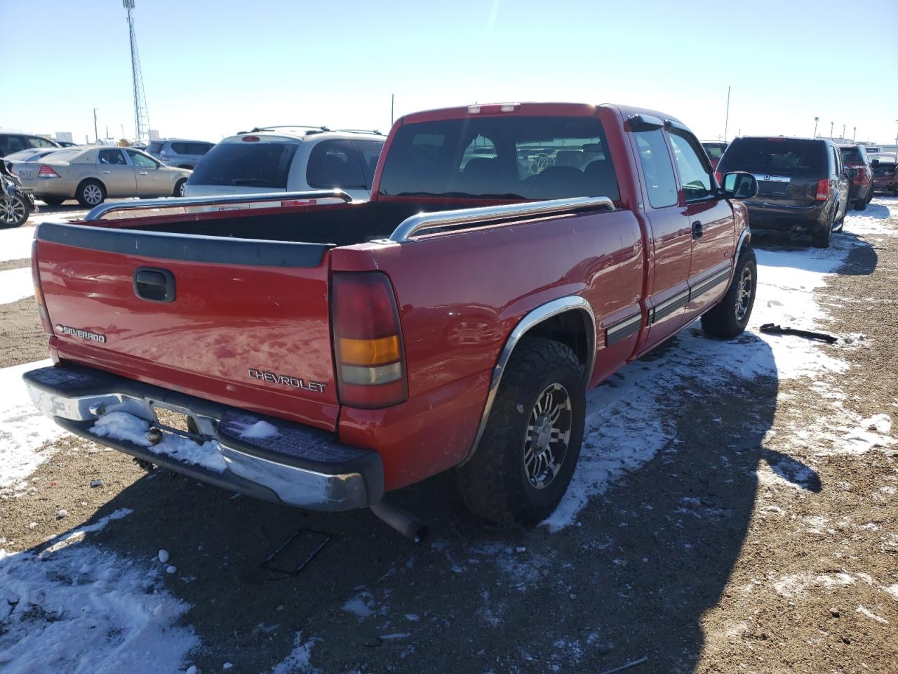 Photo 4 from auction – 2000 CHEVROLET SILVERADO with VIN 2GCEC19V2Y1380797