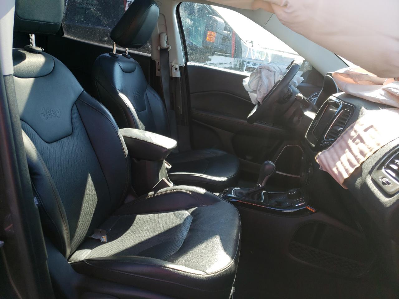 Photo 5 from auction – 2018 JEEP COMPASS LI with VIN 3C4NJDCB2JT264834