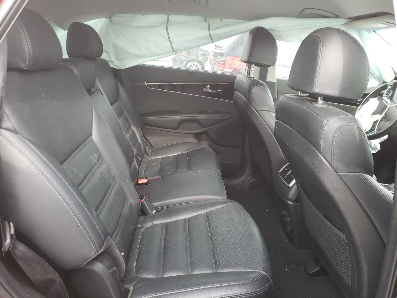 Photo 6 from auction – 2018 KIA SORENTO EX with VIN 5XYPH4A53JG383422