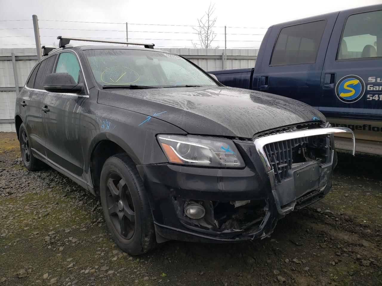 AUDI Q5 PREMIUM 2011 with VIN WA1LFAFP1BA085394 - Photo from auction