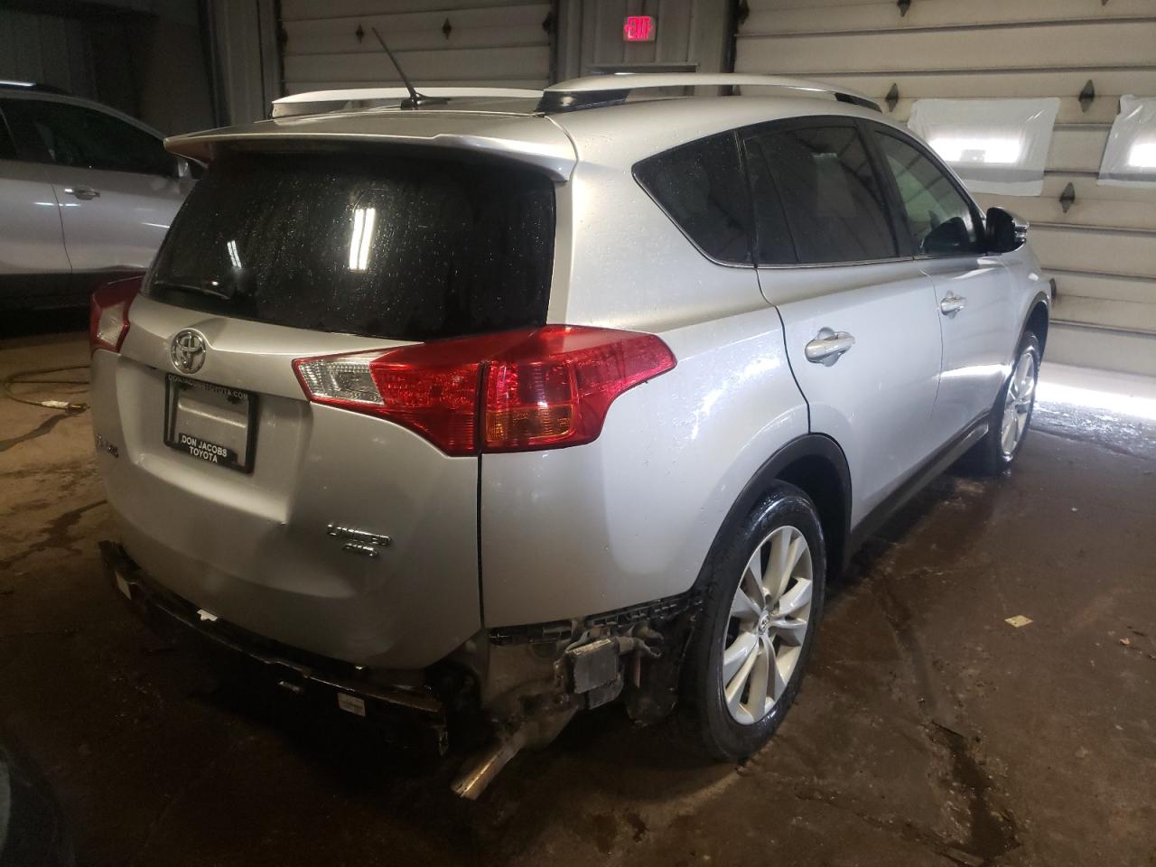 Photo 4 from auction – 2013 TOYOTA RAV4 LIMIT with VIN 2T3DFREV3DW097320