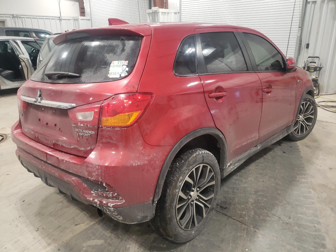 Photo 4 from auction – 2019 MITSUBISHI OUTLANDER with VIN JA4AP3AU8KU016357