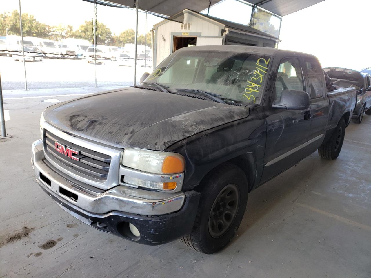 Photo 2 from auction – 2004 GMC NEW SIERRA with VIN 2GTEC19V641291731