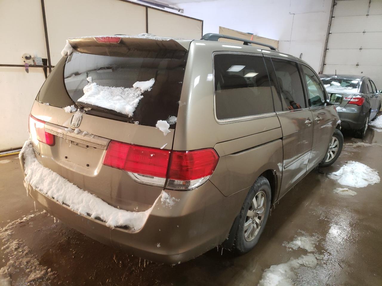 Photo 4 from auction – 2009 HONDA ODYSSEY EX with VIN 5FNRL386X9B402129