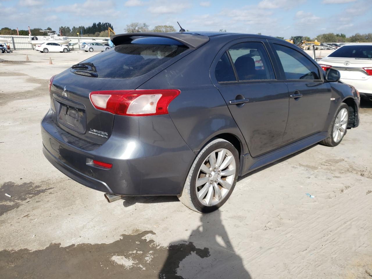 Photo 4 from auction – 2011 MITSUBISHI LANCER GTS with VIN JA32X8HW7BU022650