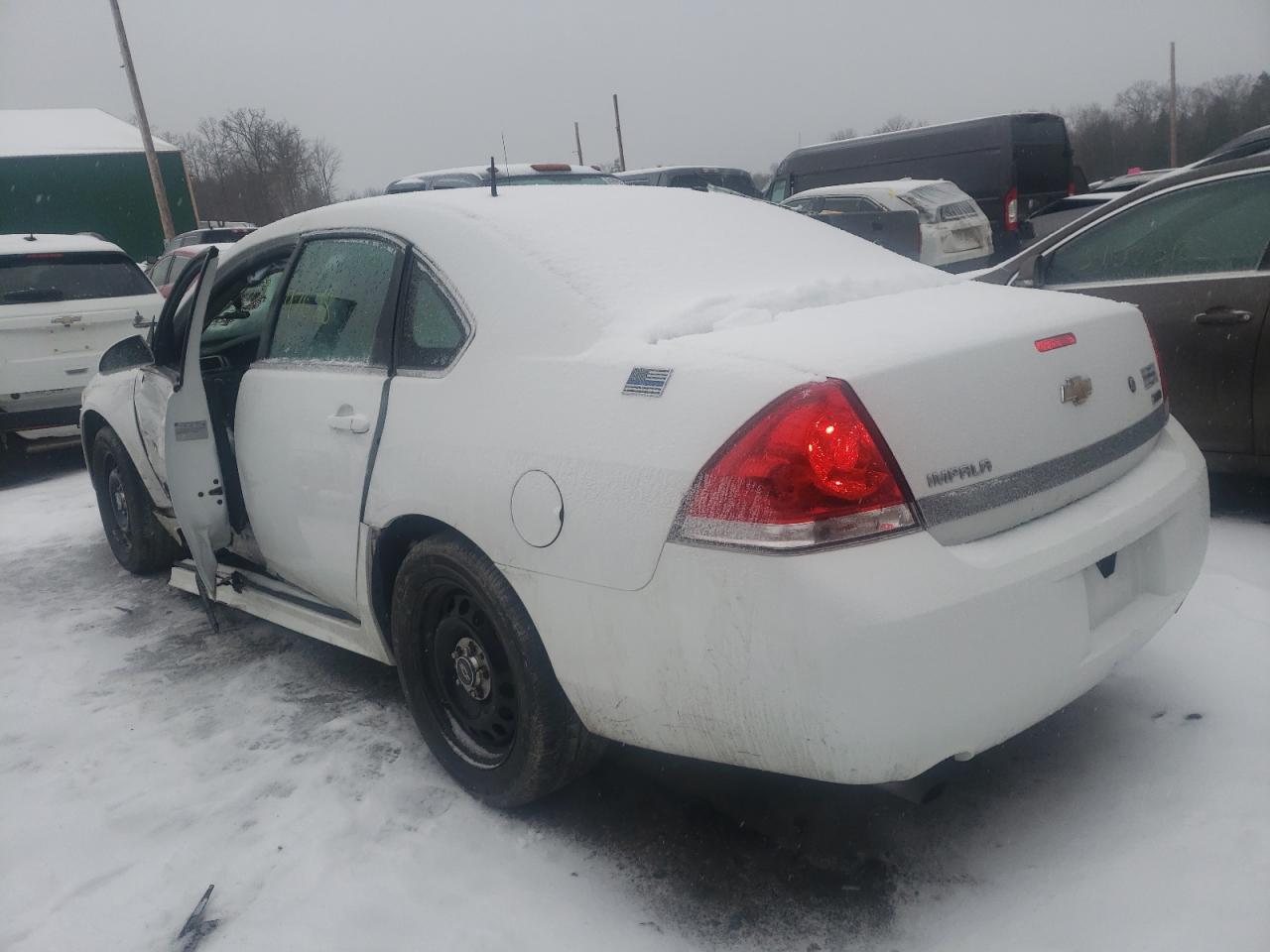 Photo 3 from auction – 2013 CHEVROLET IMPALA POL with VIN 2G1WD5E32D1222380