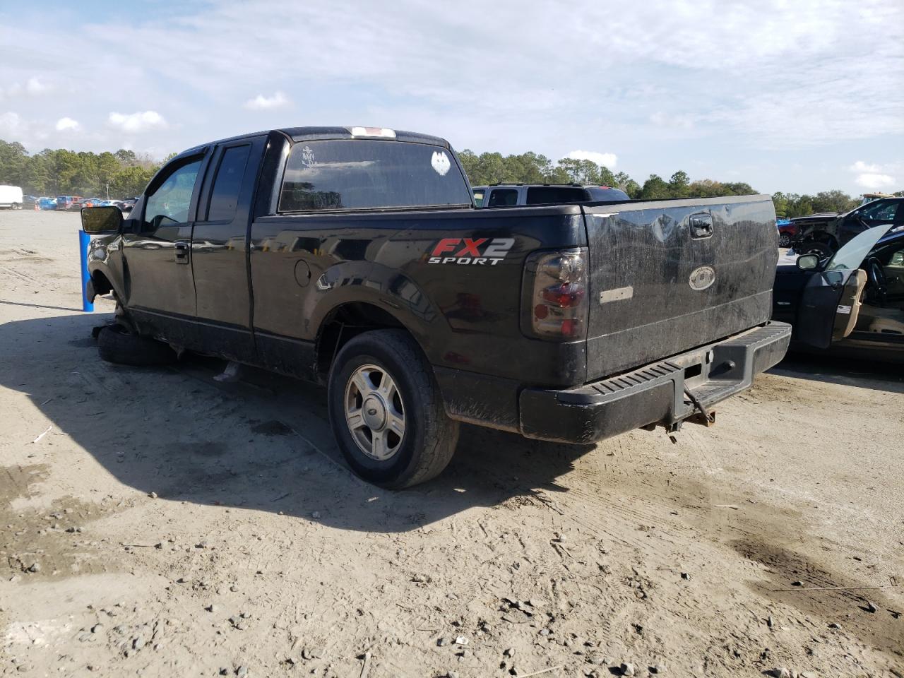 Photo 3 from auction – 2007 FORD F150 with VIN 1FTPX12V17NA38973