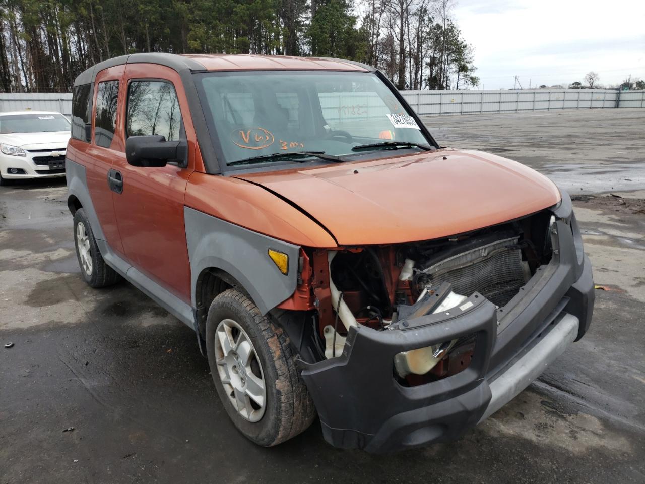 HONDA ELEMENT 2005 with VIN 5J6YH18375L012808 - Photo from auction