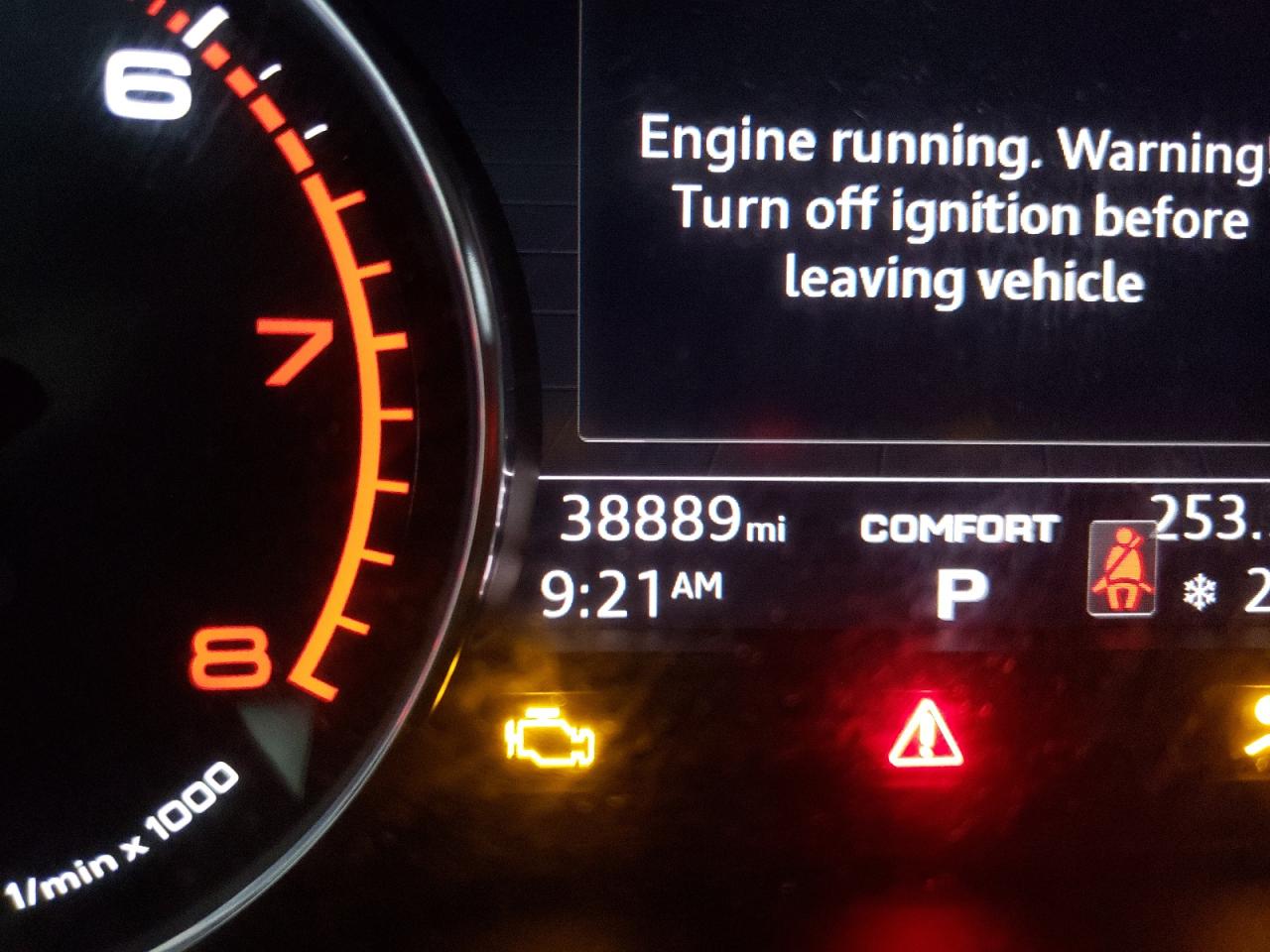 Photo 8 from auction – 2018 AUDI A4 PREMIUM with VIN WAULMAF40JA118611