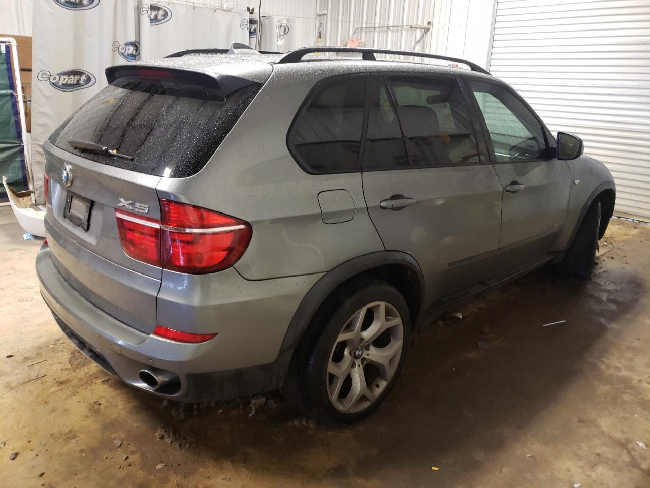 Photo 4 from auction – 2011 BMW X5 XDRIVE3 with VIN 5UXZV4C55BL412387