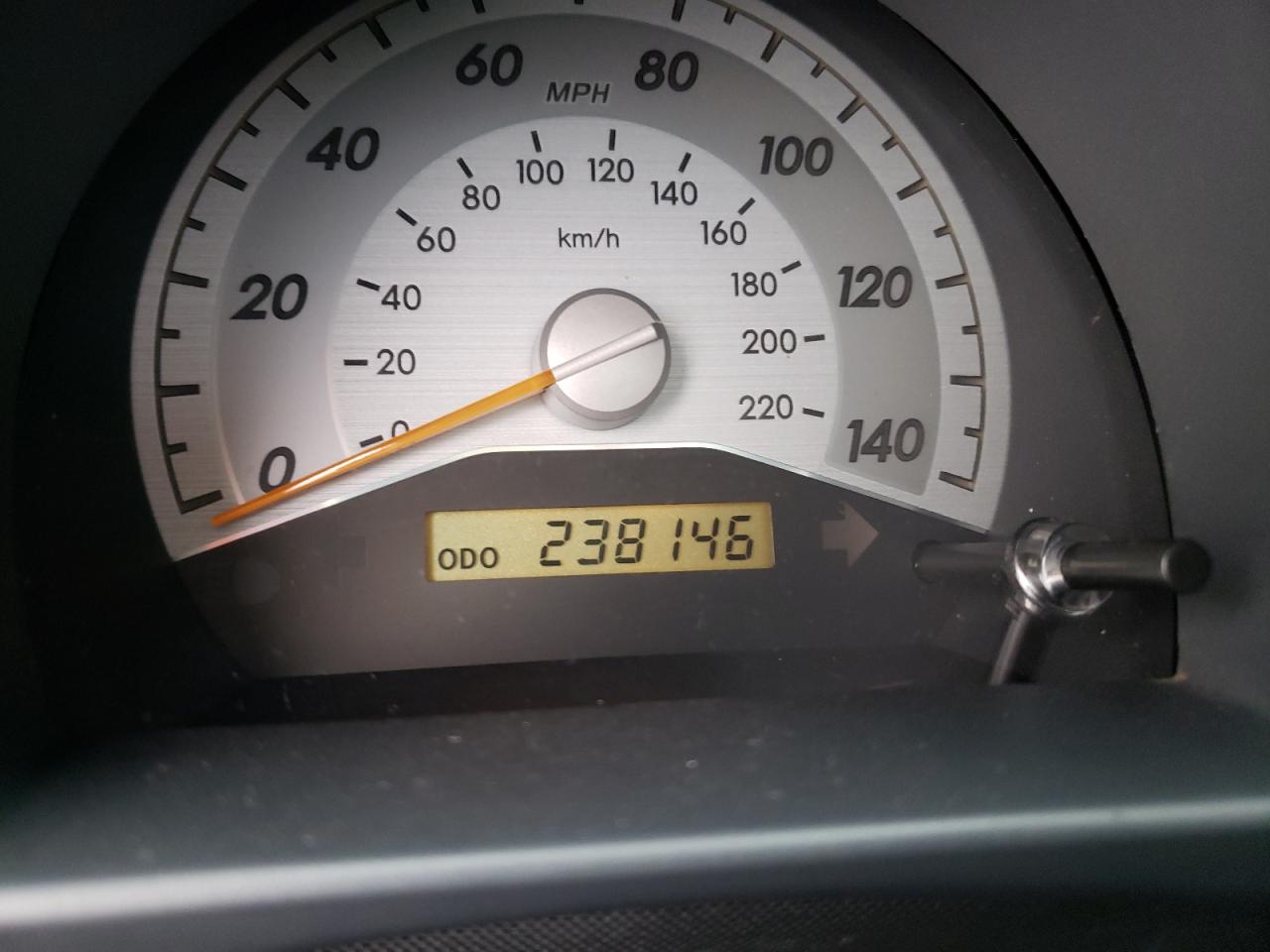 Photo 8 from auction – 2005 TOYOTA SCION TC with VIN JTKDE177450035765