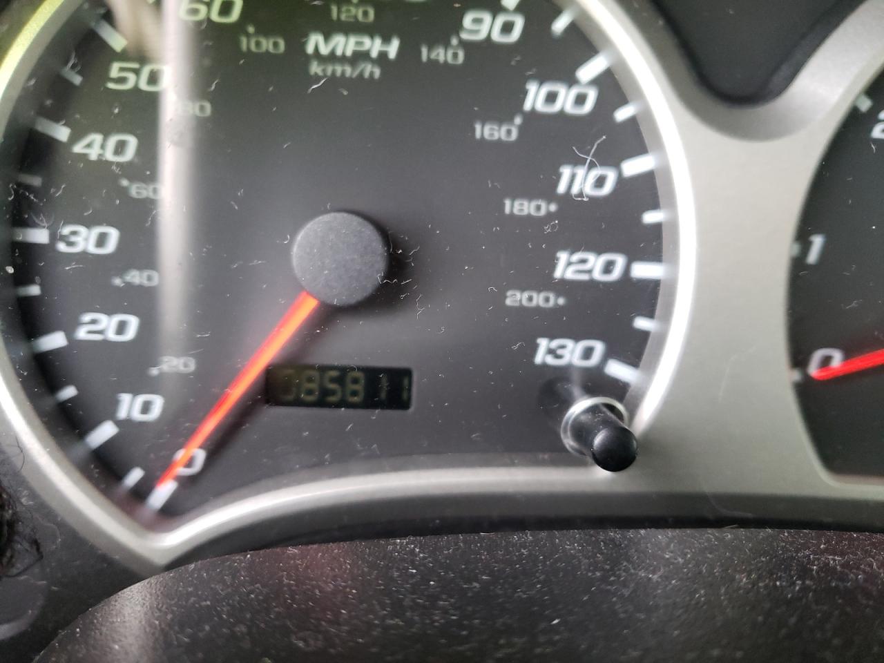 Photo 8 from auction – 2005 CHEVROLET EQUINOX LT with VIN 2CNDL63FX56164636