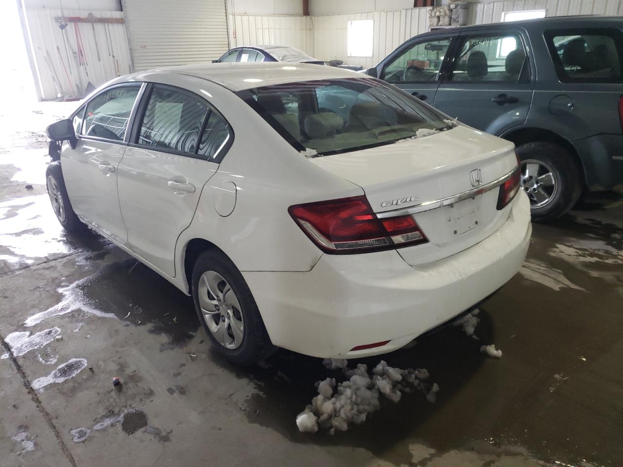 Photo 3 from auction – 2015 HONDA CIVIC LX with VIN 19XFB2F55FE298175