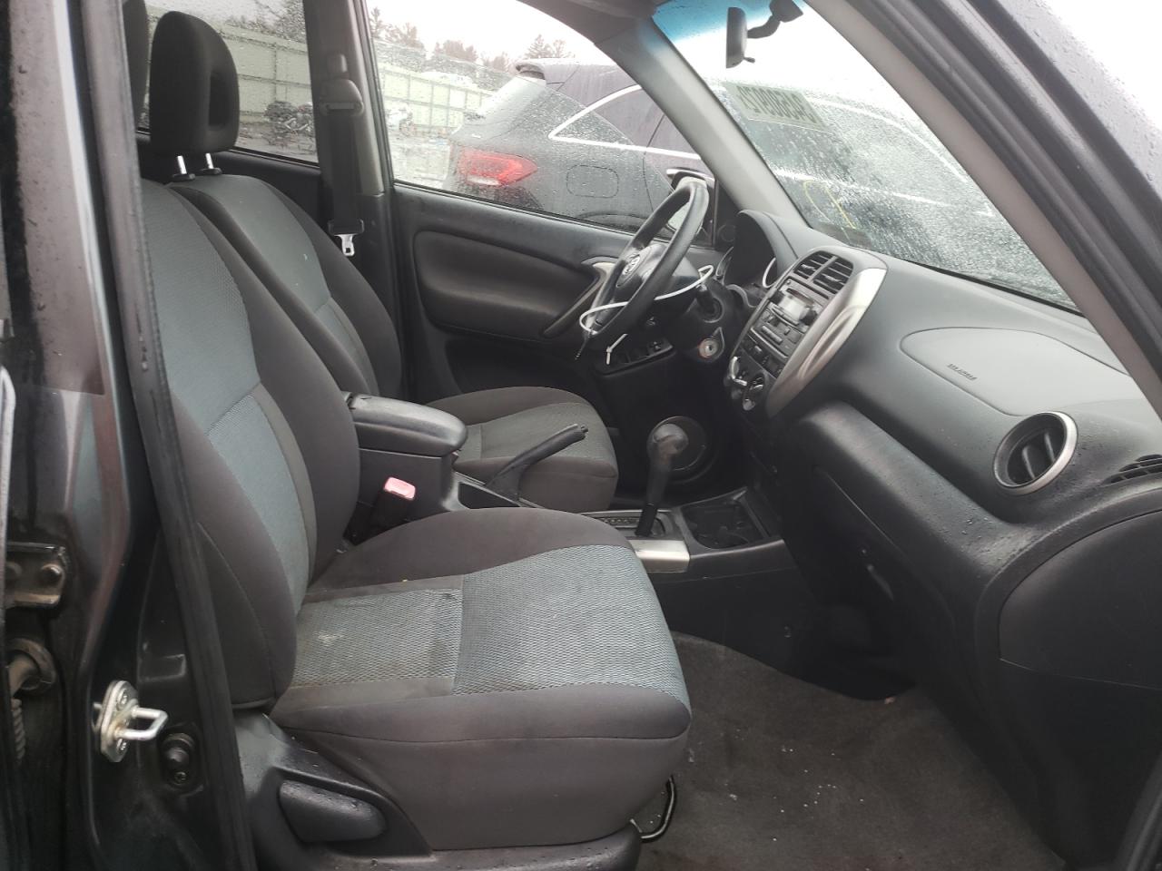 Photo 5 from auction – 2004 TOYOTA RAV4 with VIN JTEHD20V846014533