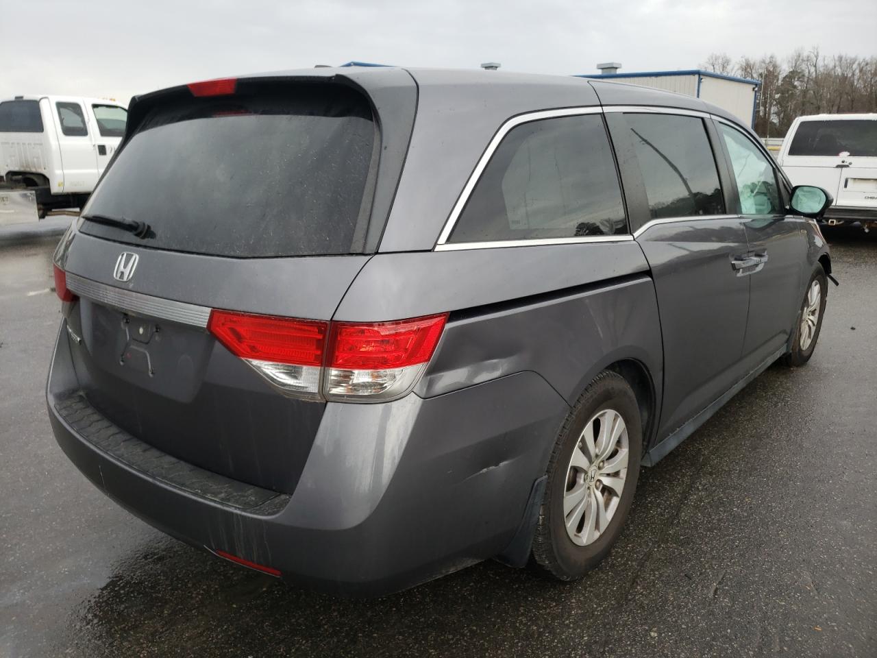 Photo 4 from auction – 2017 HONDA ODYSSEY EX with VIN 5FNRL5H69HB017560