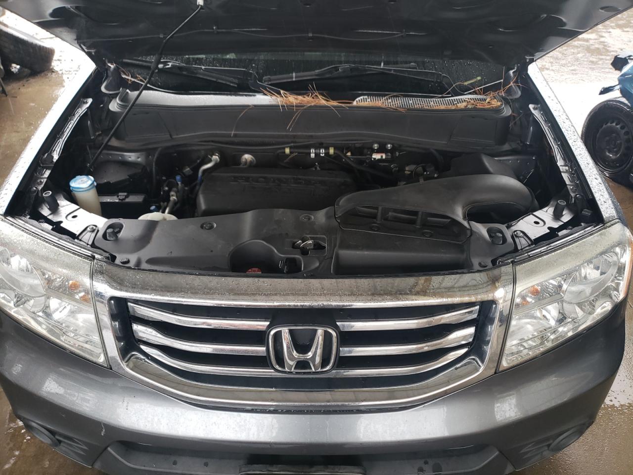 Photo 7 from auction – 2013 HONDA PILOT LX with VIN 5FNYF3H24DB036435