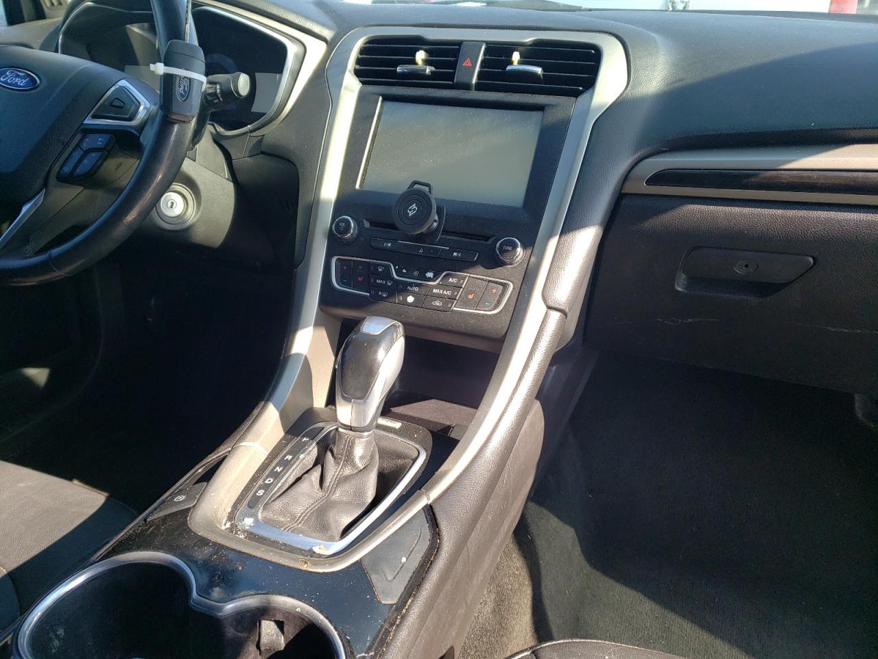 Photo 9 from auction – 2016 FORD FUSION SE with VIN 3FA6P0HDXGR134138