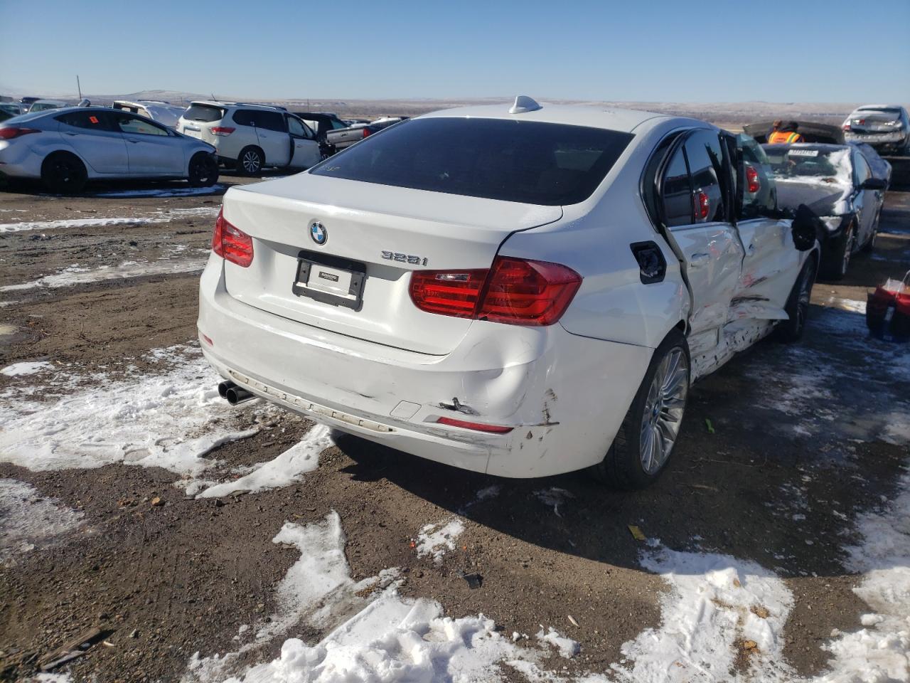 Photo 4 from auction – 2012 BMW 328 I with VIN WBA3A5C51CF343896