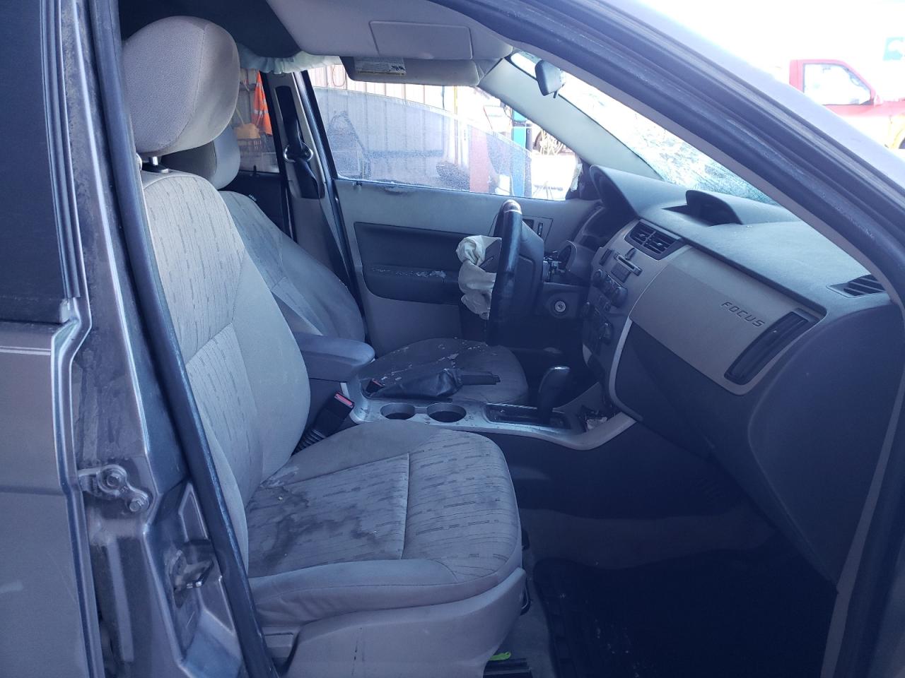 Photo 5 from auction – 2010 FORD FOCUS SE with VIN 1FAHP3FNXAW299486