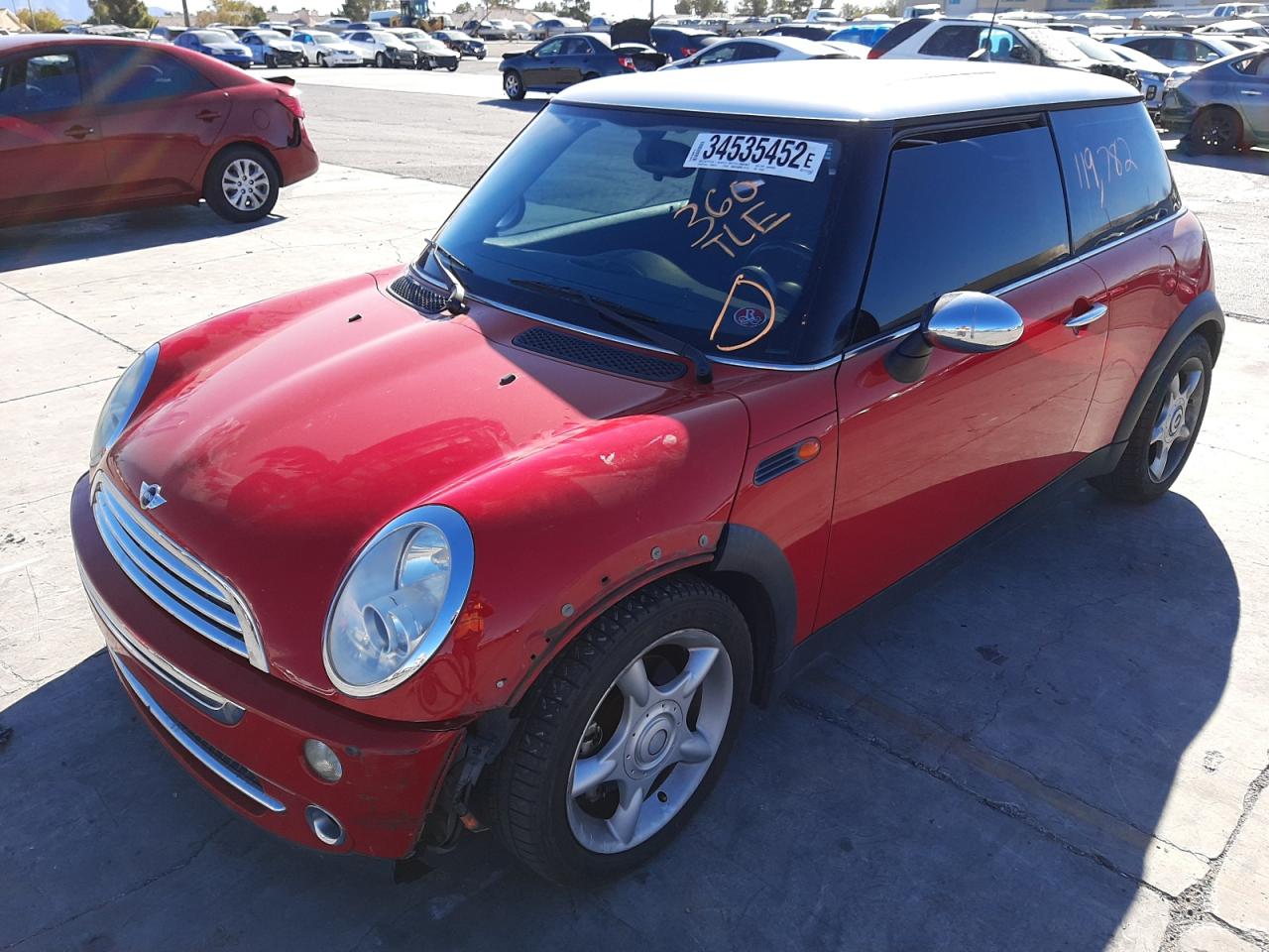 Photo 2 from auction – 2005 MINI COOPER with VIN WMWRC33535TJ73103