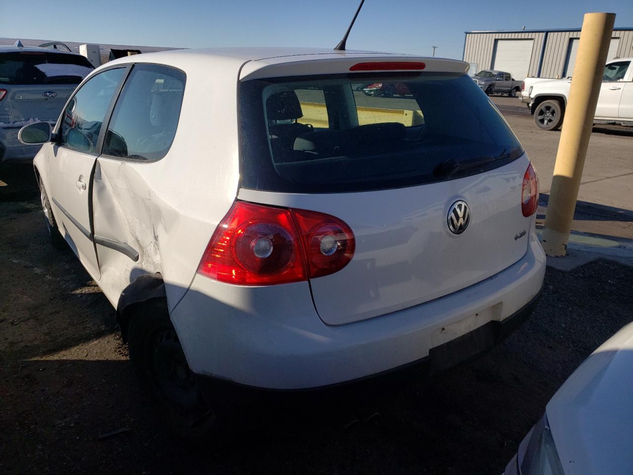 Photo 3 from auction – 2007 VOLKSWAGEN RABBIT with VIN WVWAR71K07W021389
