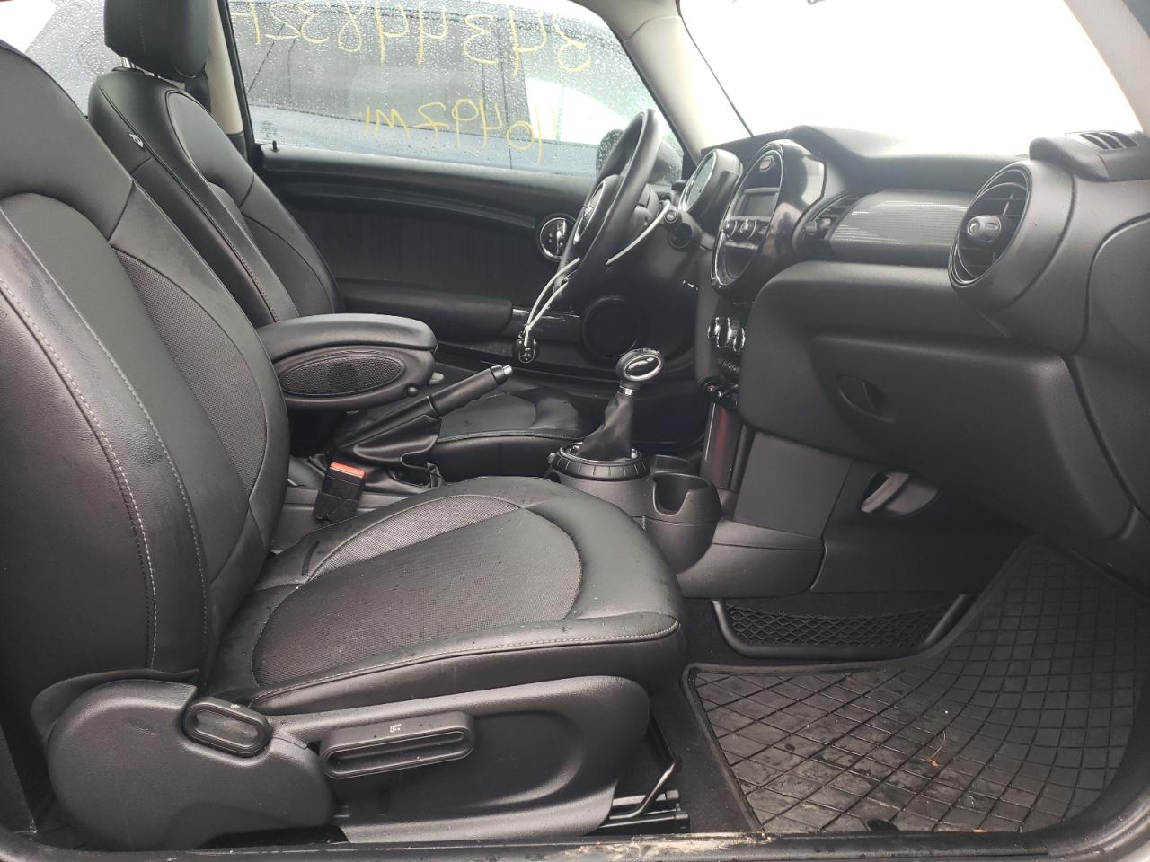 Photo 5 from auction – 2015 MINI COOPER with VIN WMWXM5C50F2A94742