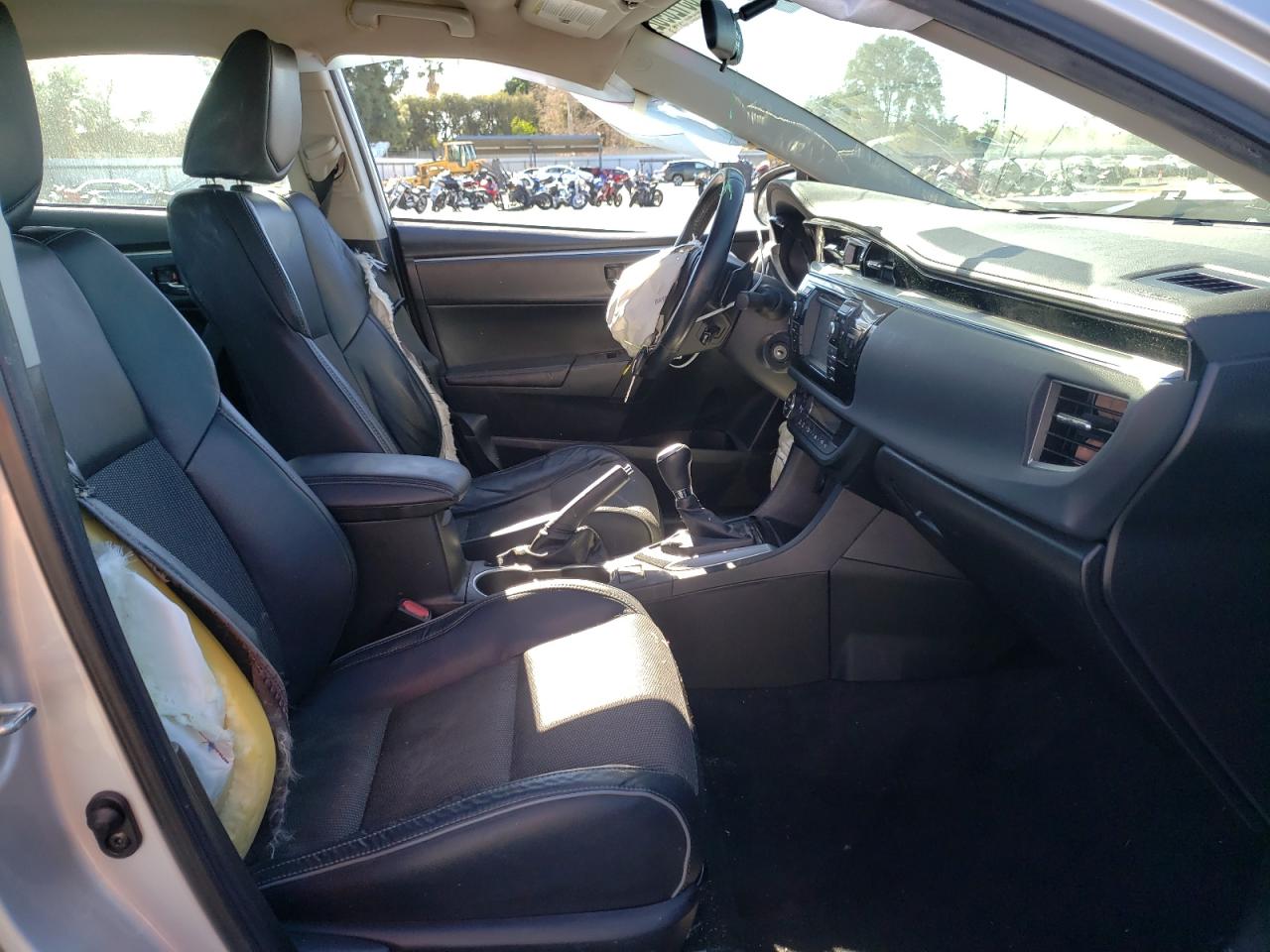 Photo 5 from auction – 2014 TOYOTA COROLLA L with VIN 5YFBURHE4EP023098