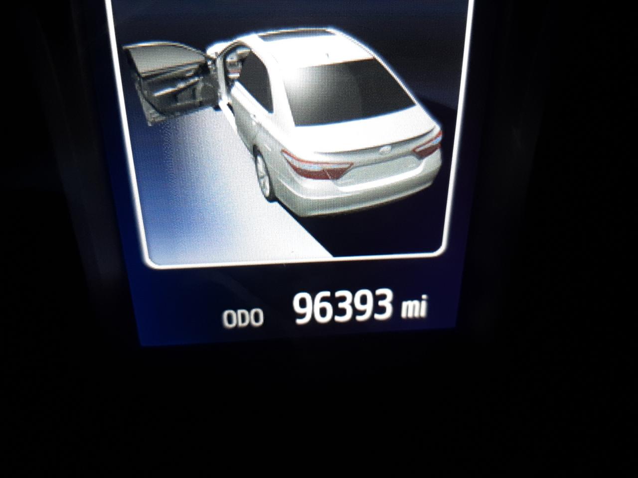 Photo 8 from auction – 2017 TOYOTA CAMRY LE with VIN 4T1BF1FK0HU378728