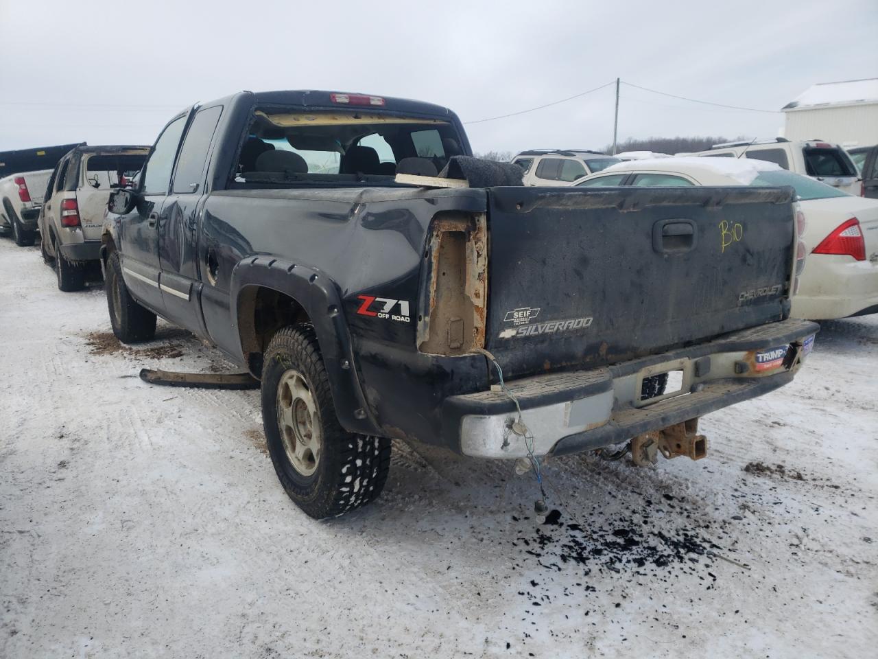 Photo 3 from auction – 2004 CHEVROLET SILVERADO with VIN 1GCEK19T14E380719