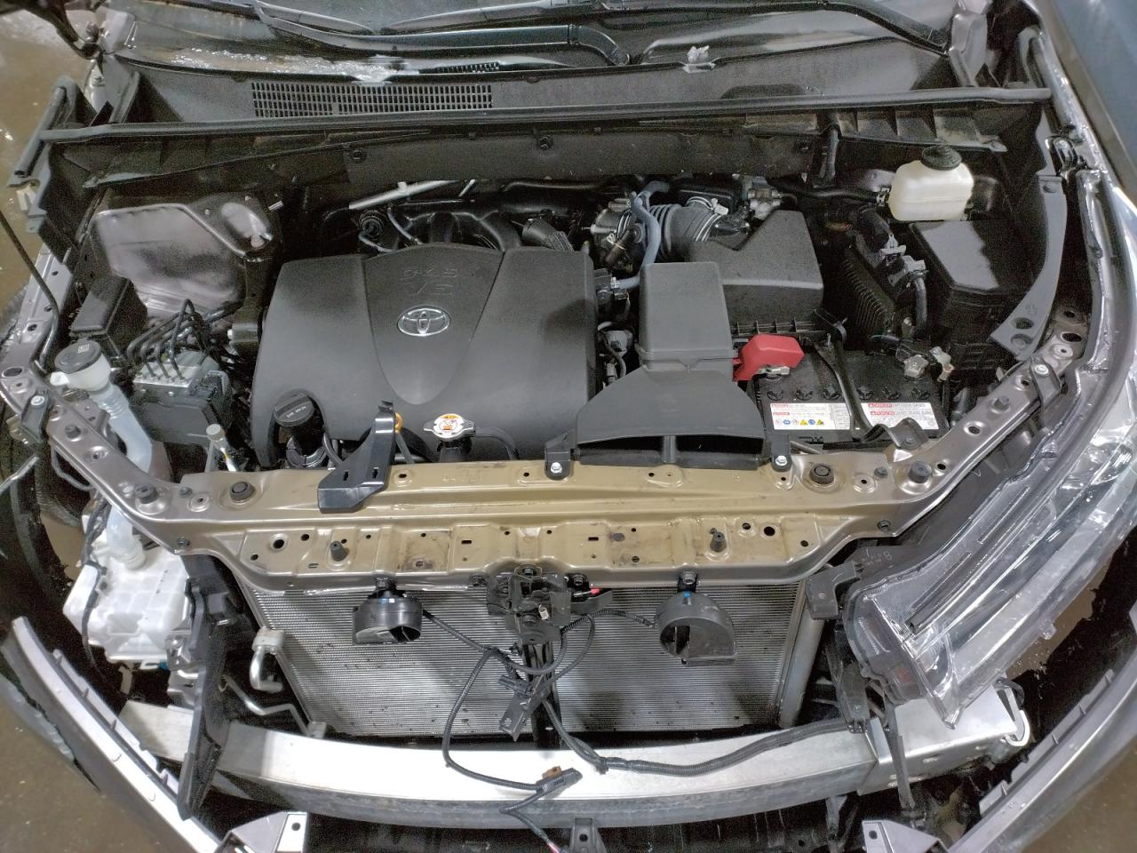 Photo 7 from auction – 2019 TOYOTA HIGHLANDER with VIN 5TDDZRFH3KS937692