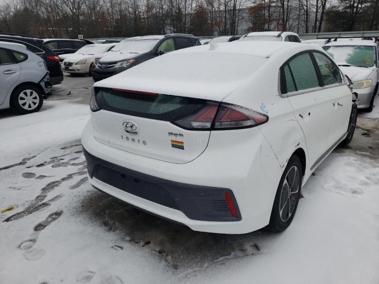 Photo 4 from auction – 2022 HYUNDAI 230 with VIN KMHC75LDXNU264925