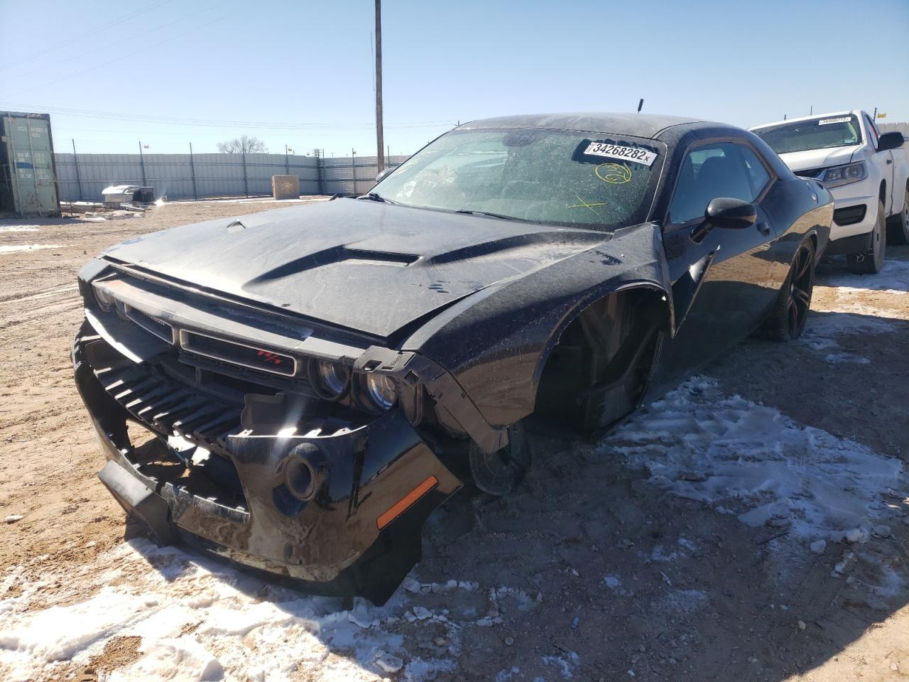 Photo 2 from auction – 2016 DODGE CHALLENGER with VIN 2C3CDZBTXGH291016