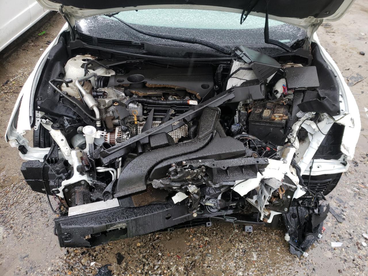 Photo 9 from auction – 2015 NISSAN ALTIMA 2.5 with VIN 1N4AL3AP4FC585252