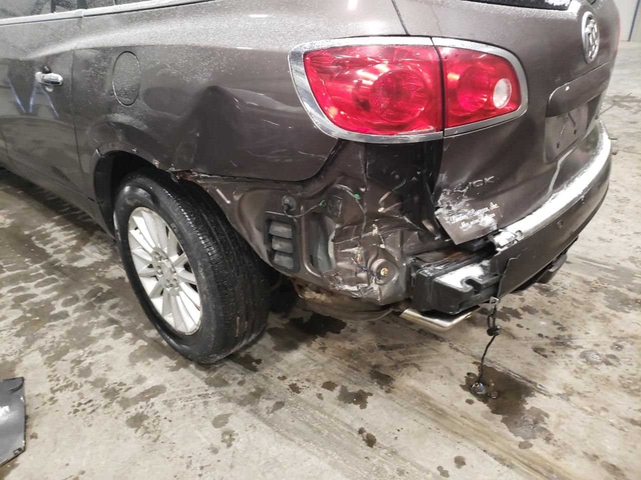 Photo 9 from auction – 2010 BUICK ENCLAVE CX with VIN 5GALRBED5AJ143100