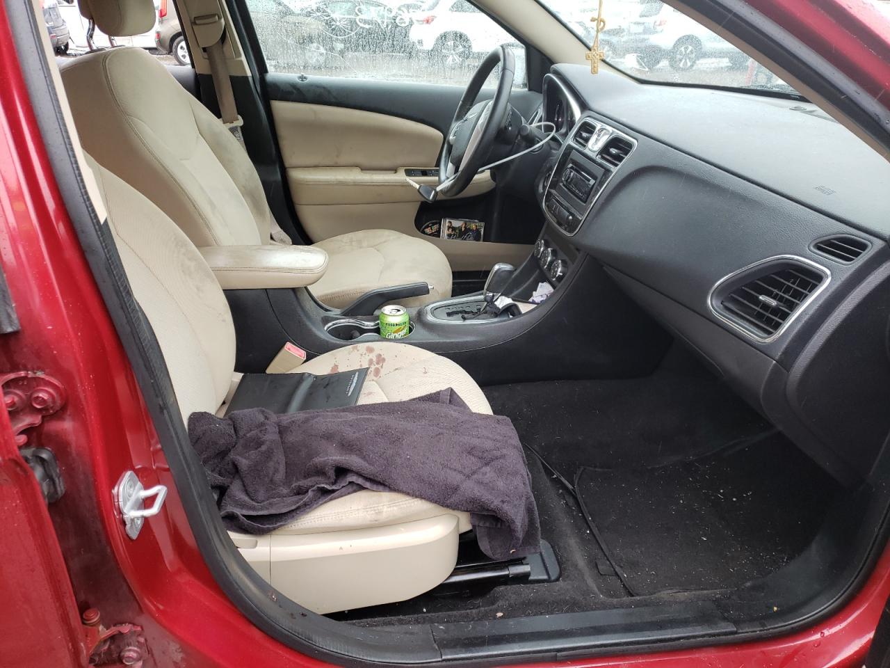 Photo 5 from auction – 2012 CHRYSLER 200 TOURIN with VIN 1C3CCBBB6CN211262