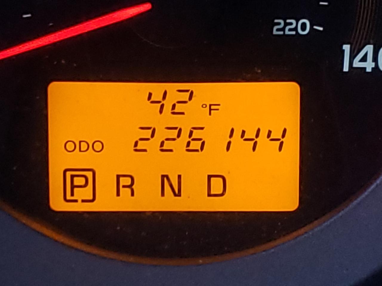 Photo 8 from auction – 2012 TOYOTA RAV4 LIMIT with VIN 2T3YF4DV2CW142977