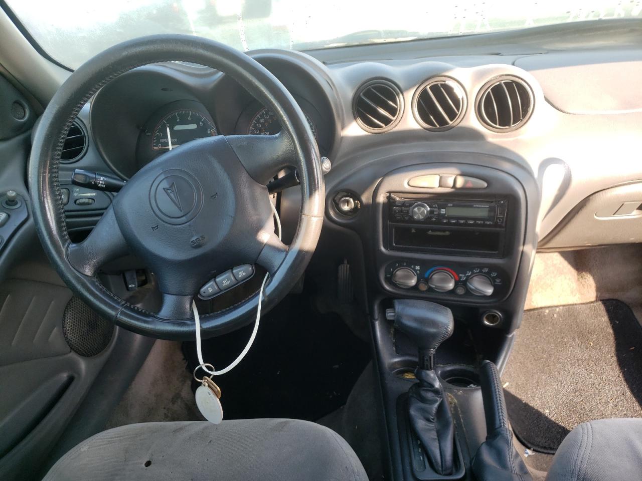 Photo 9 from auction – 2004 PONTIAC GRAND AM with VIN 1G2NW12E04C149925