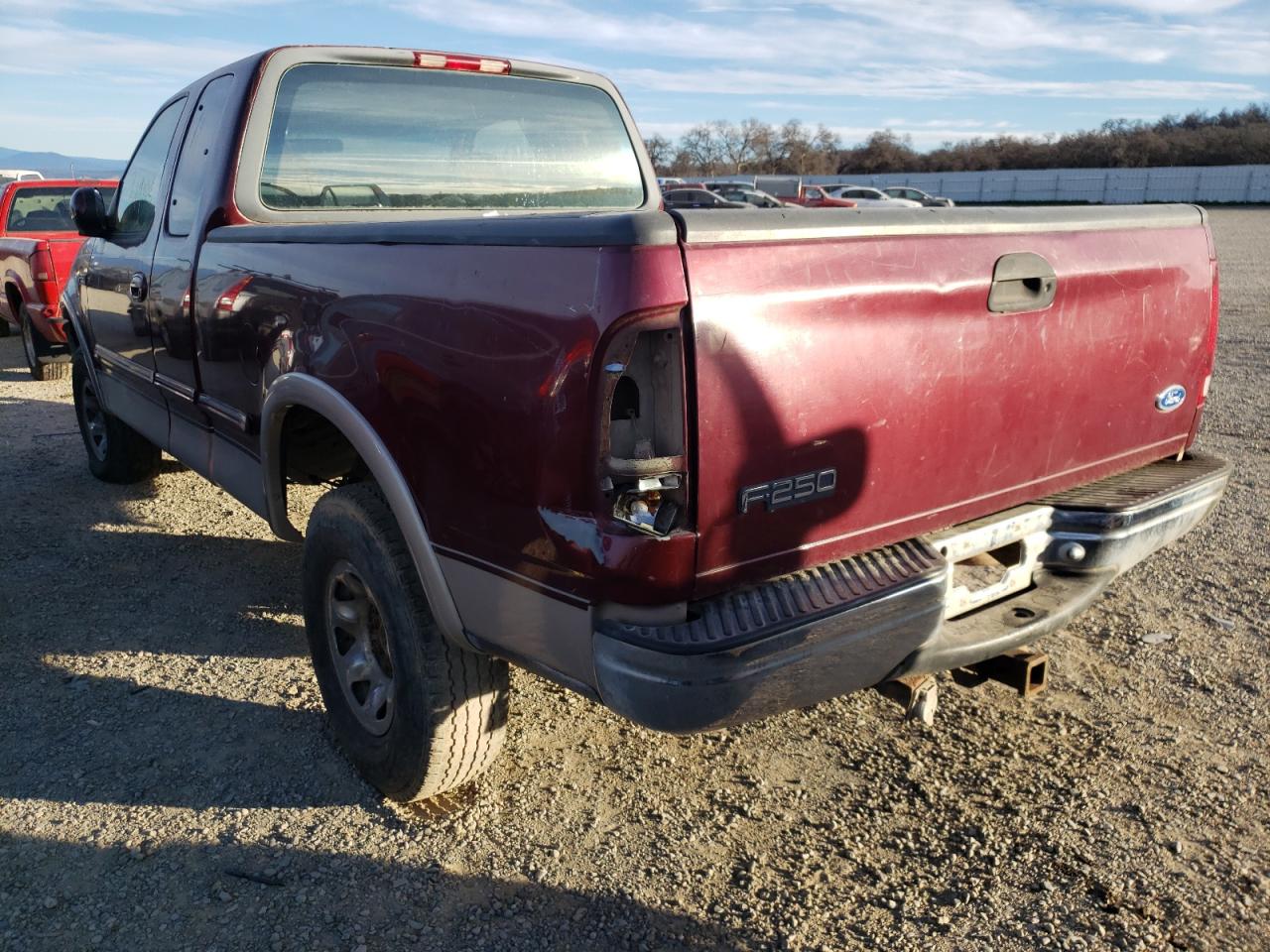 Photo 3 from auction – 1997 FORD F250 with VIN 1FTFX28L2VNB50556